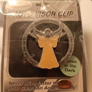 Cathedral Art Auto Visor Clip Everyday